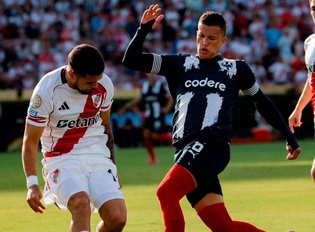 Paulo Díaz lideró la defensa de River Plate en su empate contra Monterrey 
