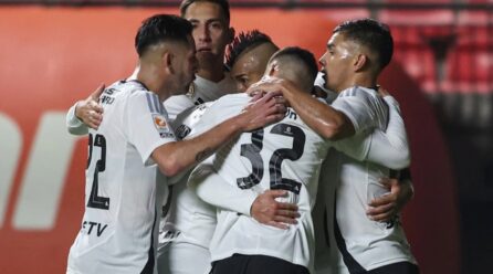 De momento no se mueve: Colo Colo habría rechazado oferta por uno de sus jugadores
