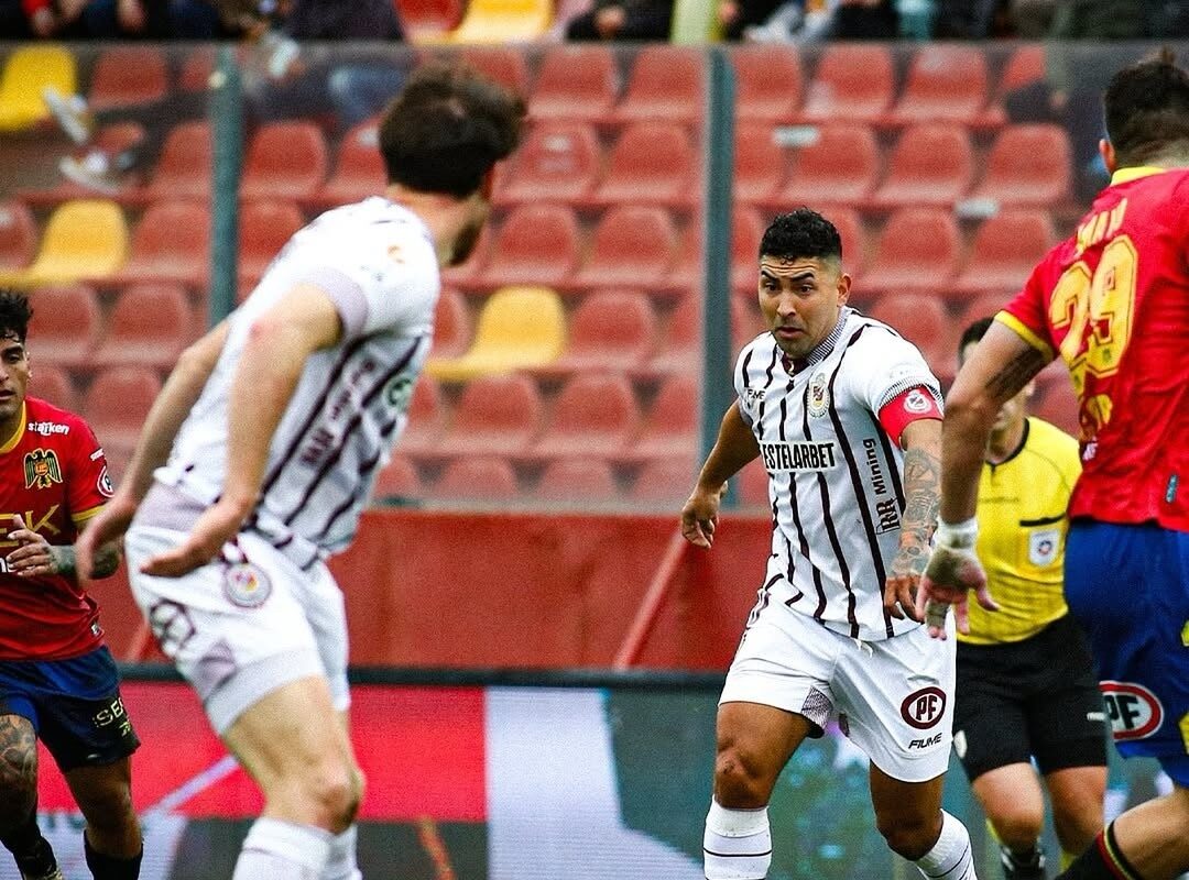 ¡Solo duró tres meses! DT del Campeonato Nacional fue destituido de su cargo