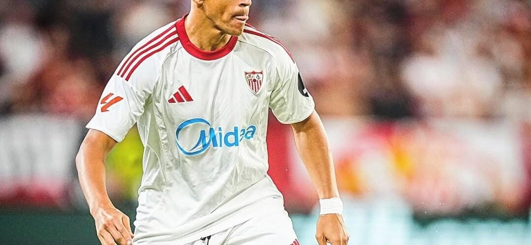 El notable gesto de Alexis Sánchez con el que se ganó al público del Sevilla