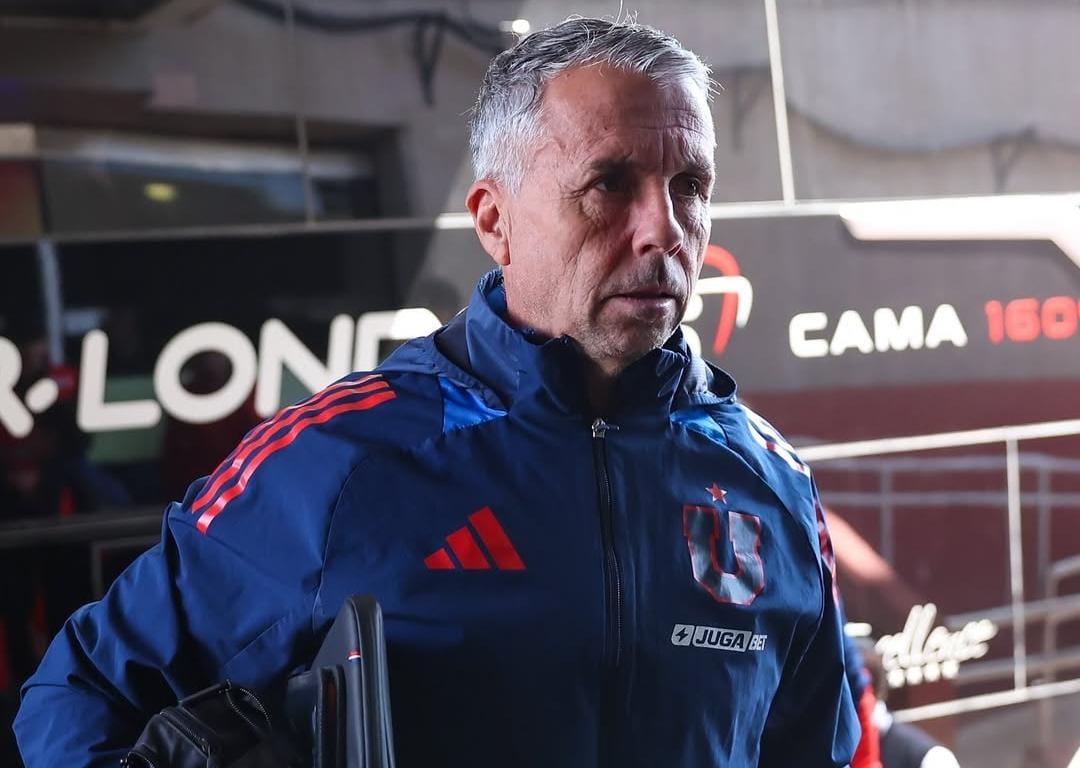 ¡Atención en la U! Aseguran drástica decisión de Gustavo Álvarez en el Campeonato Nacional