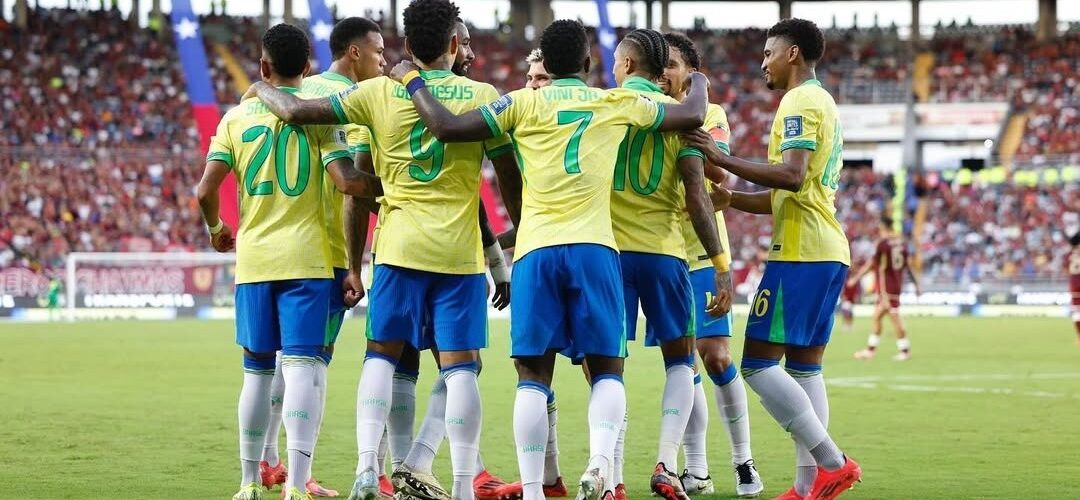Esta es la formación ultraofensiva que prepara Brasil para enfrentar a Chile