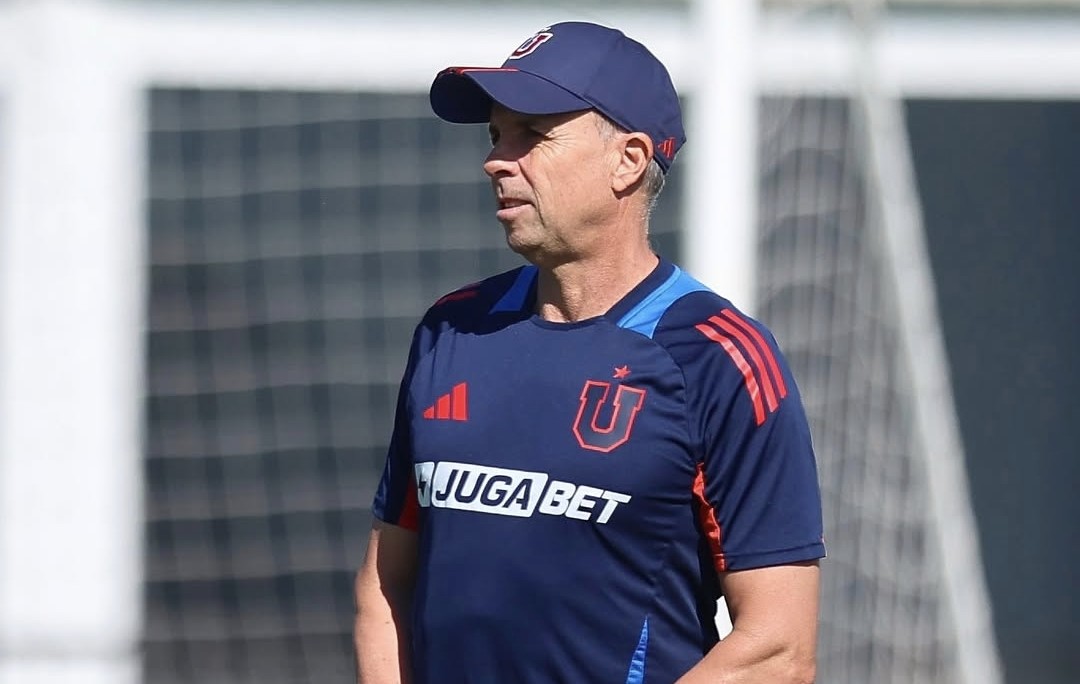 ¿Rumbo a una selección? Gustavo Álvarez dejaría la U a fin de año