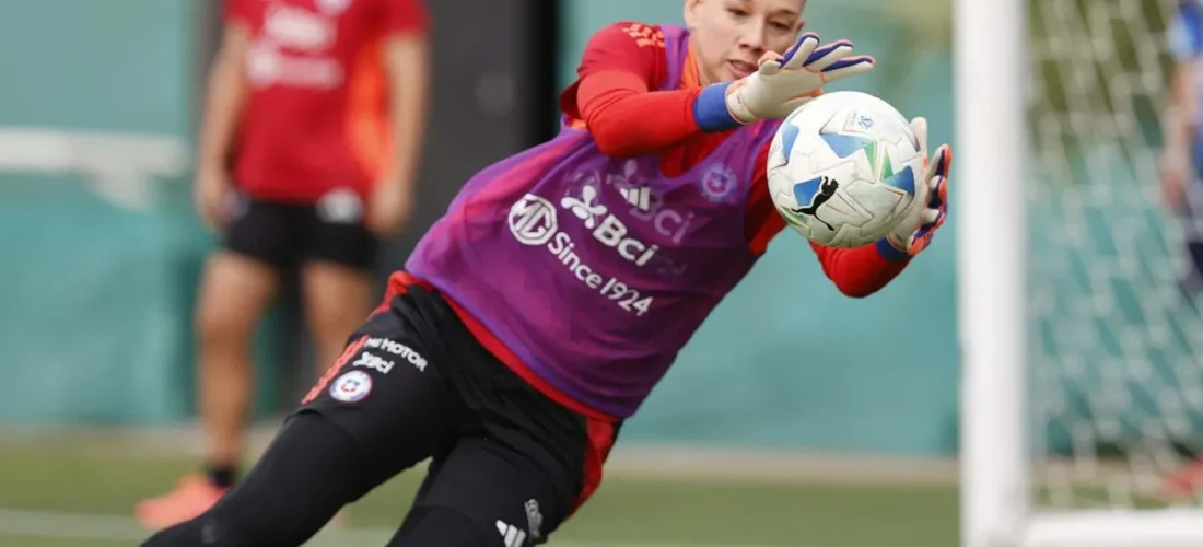 “Con muchas ganas de volver”: Así se gestó el regreso de Tiane Endler a La Roja