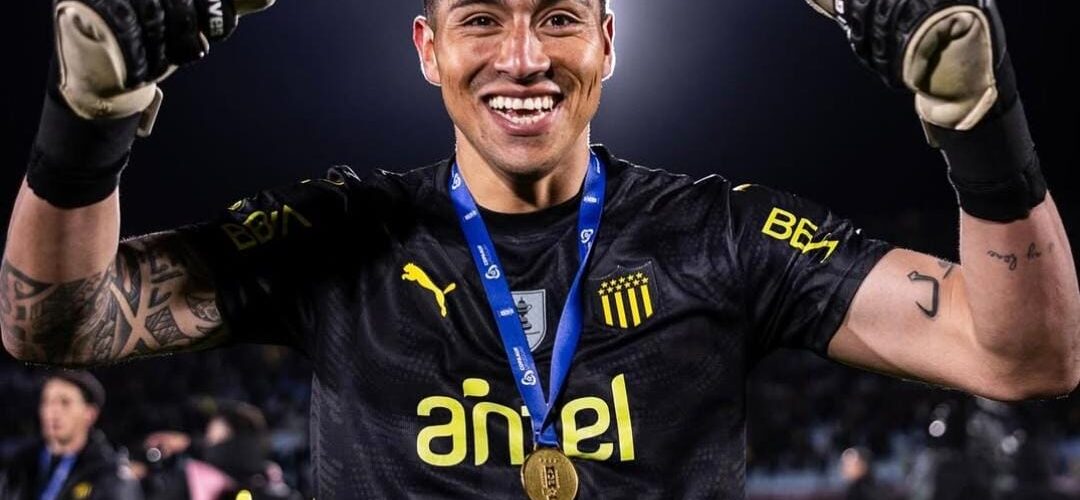 ¡Atención Colo Colo! Gerente de Peñarol quiere concretar el fichaje de Brayan Cortés