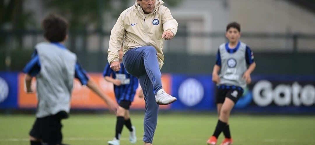 Mejor que Haaland, Lewandowski, Zlatan y al mismo nivel que Suárez: Iván Zamorano sorprendió con sus comparaciones