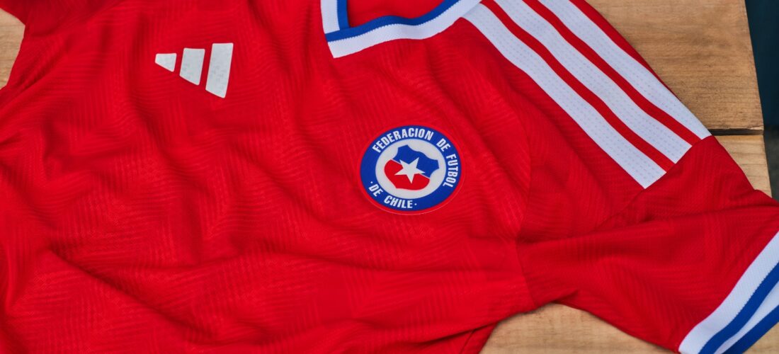 Unidad y fuerza: Adidas reveló la nueva camiseta de la selección chilena con el cóndor como emblema