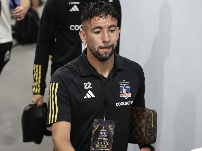 Comenzó la poda: Colo Colo anunció la salida de cuatro jugadores