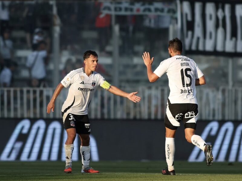 Seis jugadores fuera: Aseguran que Colo Colo le daría salidas a varios jugadores tras fracaso futbolístico