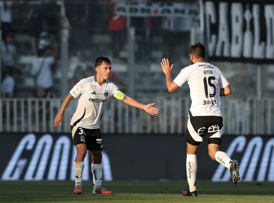 Seis jugadores fuera: Aseguran que Colo Colo le daría salidas a varios jugadores tras fracaso futbolístico