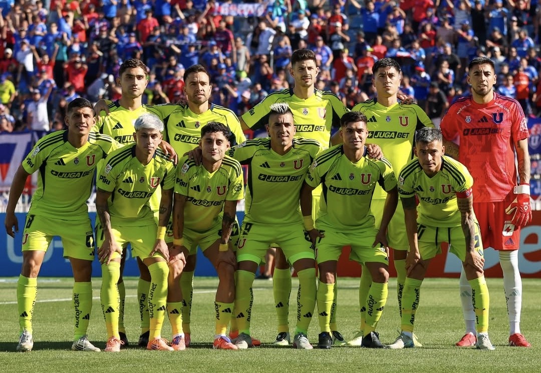 ¡Atención azules! Azul Azul habría elegido al próximo técnico de la U para 2026 tras la salida de Gustavo Álvarez