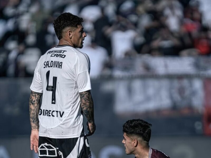 ¿Se va de Colo Colo? Aseguran que Alan Saldivia estaría cerca de fichar por importante equipo uruguayo