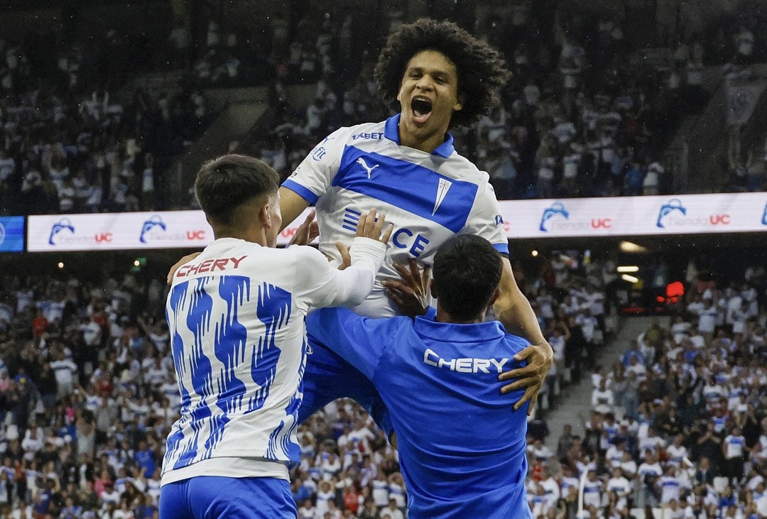 ¡Atención cruzados! La UC está a detalles de amarrar a su primer refuerzo para 2026