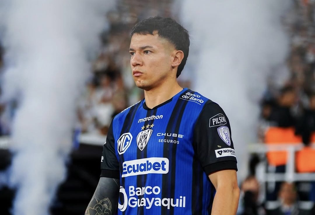 Bombazo: Aseguran que Colo Colo estaría muy cerca de fichar a Matías Fernández de Independiente del Valle