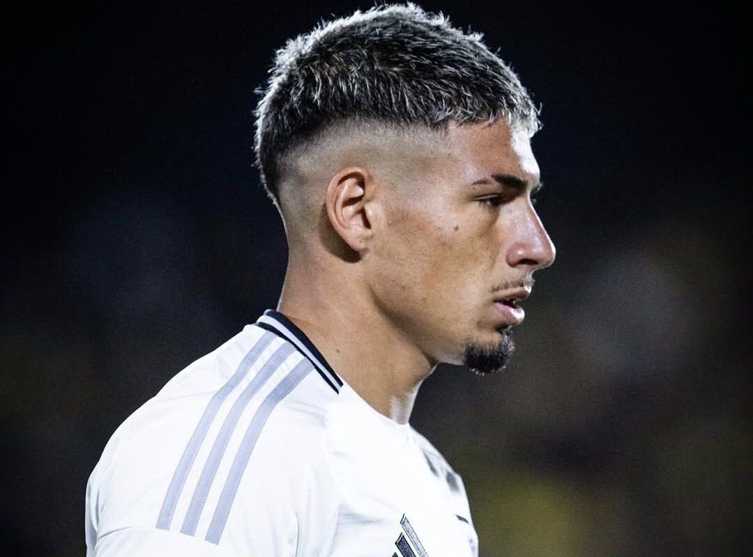 ¡Atención Colo Colo! Importante club de Brasil buscaría el fichaje de Alan Saldivia