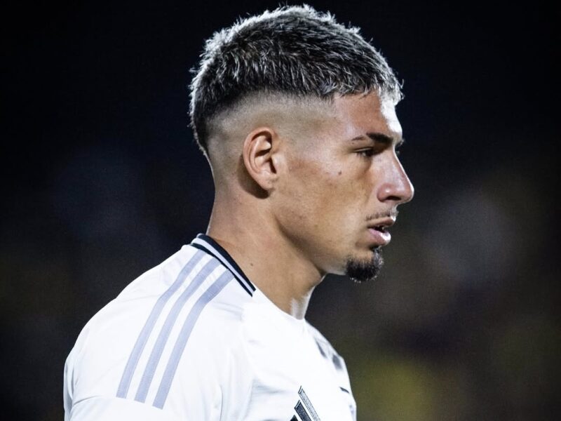 ¡Atención Colo Colo! Importante club de Brasil buscaría el fichaje de Alan Saldivia