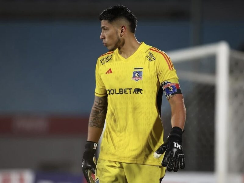 ¿Qué pasará con Brayan Cortés? El complicado presente del arquero tras su paso por Peñarol y su futuro incierto lejos de Colo Colo
