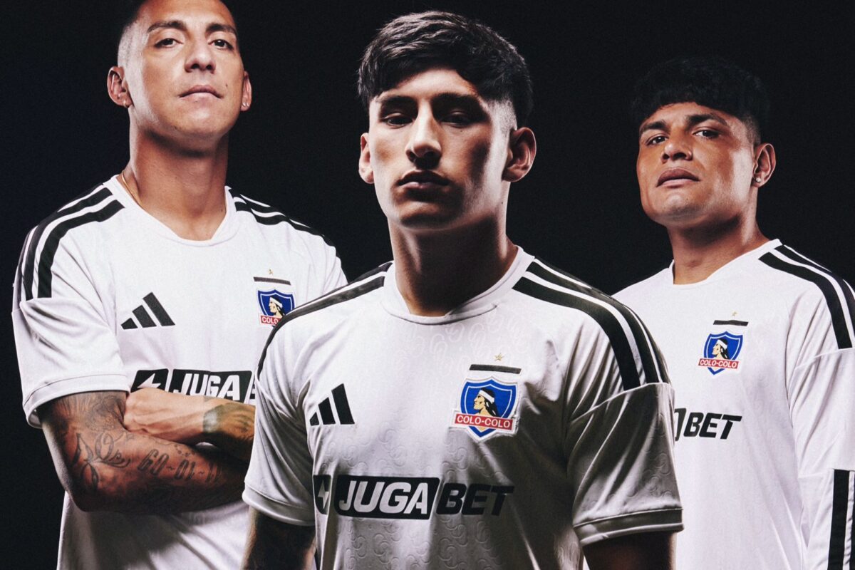 “De punta en blanco”: Adidas lanzó las nuevas camisetas de Colo Colo para el 2026