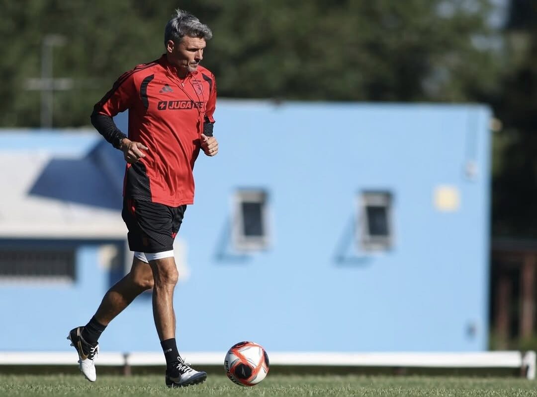 Fernando Ortiz le metió presión a Blanco y Negro con los refuerzos: “Hasta que no cierre el libro de pases no voy a cerrar el plantel”