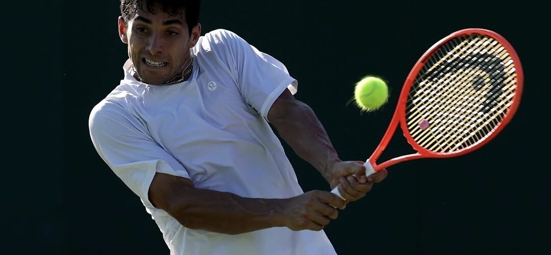 Cristian Garín no pudo ante Luciano Darderi y se despidió tempranamente del Australian Open