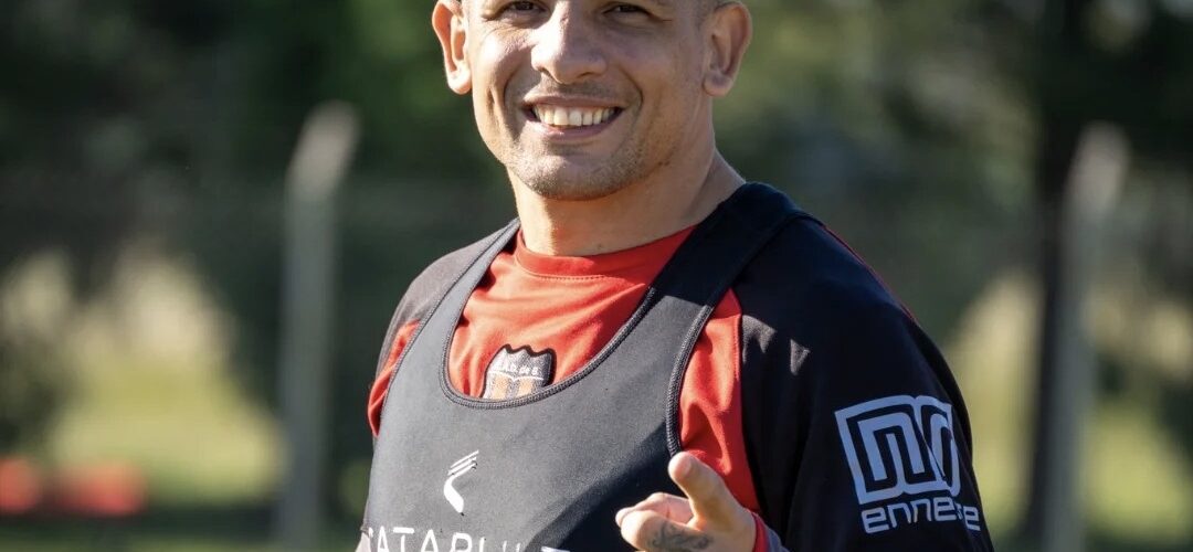 Emiliano Vecchio busca su salida de Unión Española: “No quiero plata, solo me interesa jugar en…”