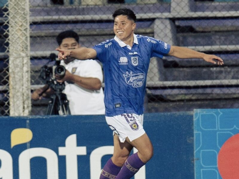 Deportes Concepción logró su primera victoria en la Serie Río de la Plata ante Cerro Largo