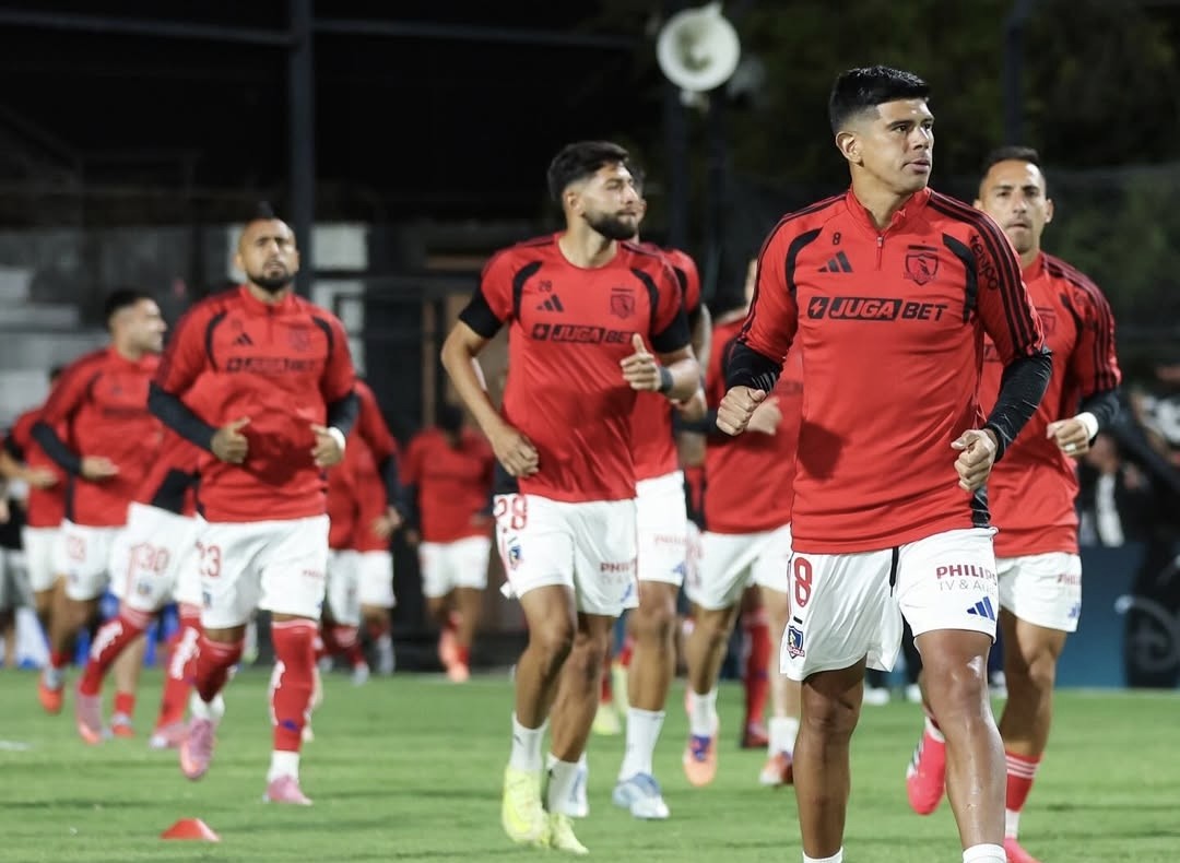 ¡Atención albos! Los dos exseleccionados nacionales que aparecieron en el radar de Colo Colo