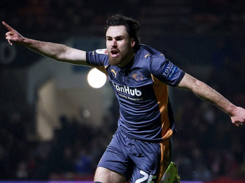 VIDEO | Ben Brereton anotó, asistió y fue la gran figura en el triunfo del Derby County