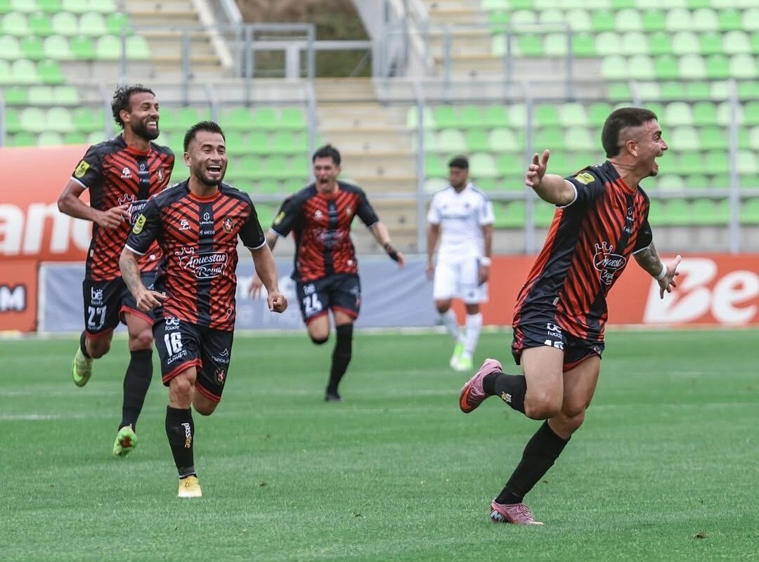 Sigue la supremacía: Limache dio el golpe y venció a Colo Colo en su debut en la Liga de Primera 2026