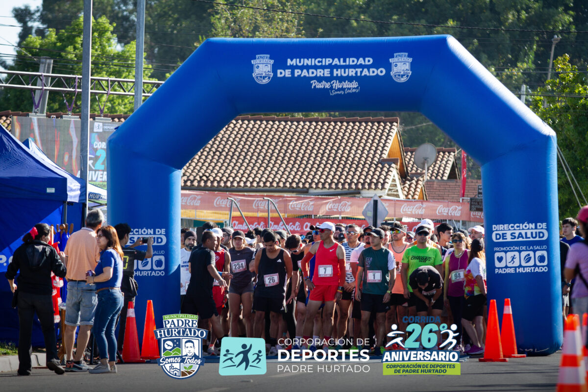 Más de 500 corredores se reunieron en Padre Hurtado en la Corrida Familiar por los 26 años de la Corporación de Deportes