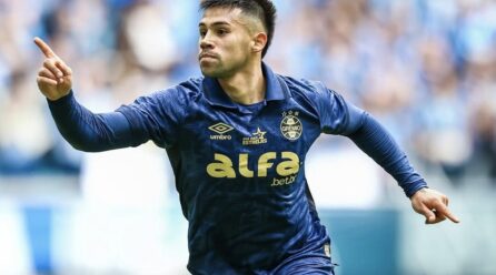 ¿Se va de Brasil? Alexander Aravena formaría parte de un trueque con un equipo del fútbol argentino