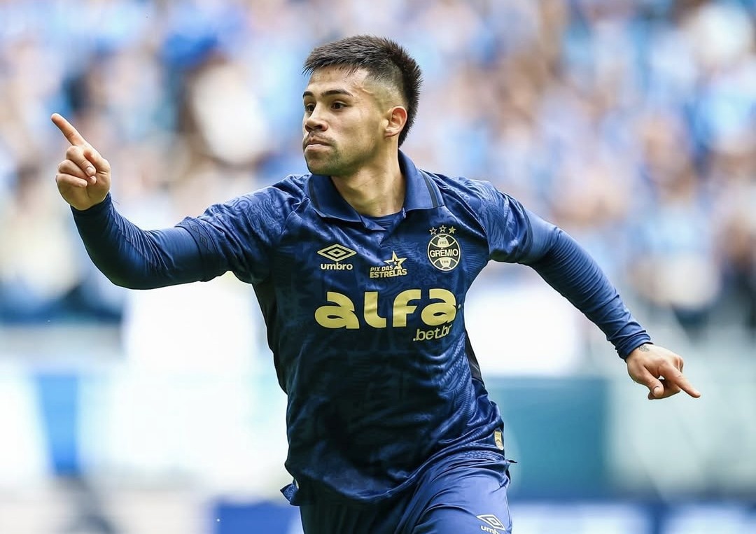 ¿Se va de Brasil? Alexander Aravena formaría parte de un trueque con un equipo del fútbol argentino