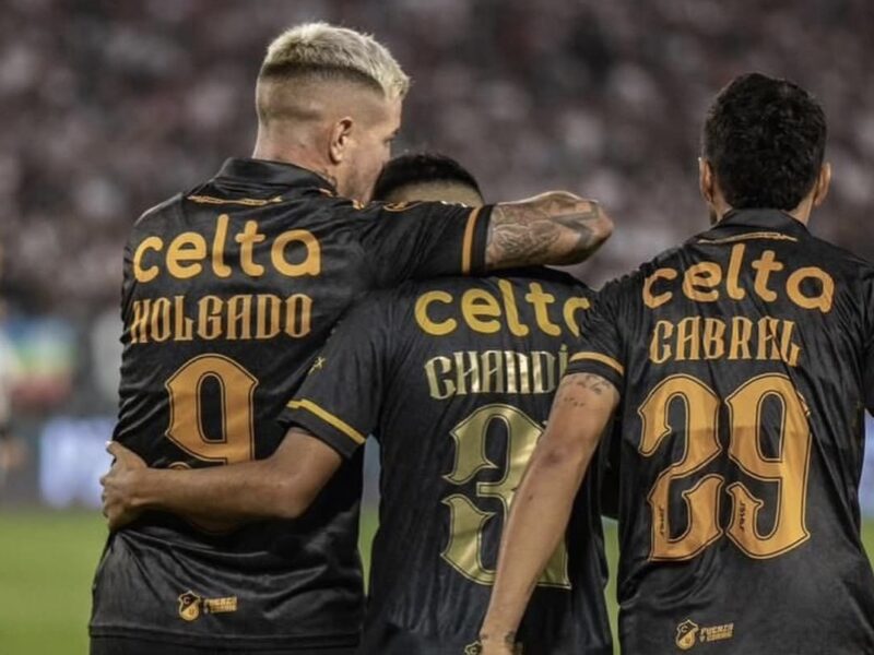 Bombazo en el puerto: Coquimbo Unido oficializó el retorno de una exfigura pirata