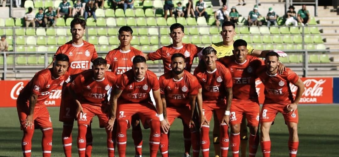 Refuerzo inesperado: Un ex Colo Colo firmó por este club de la Primera B