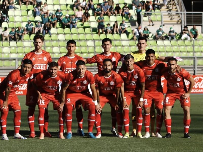 Refuerzo inesperado: Un ex Colo Colo firmó por este club de la Primera B