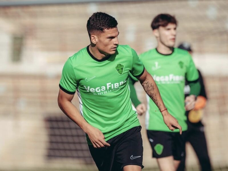 Director técnico del Elche elogió a Lucas Cepeda: “Es muy profesional y nos va a ayudar mucho”