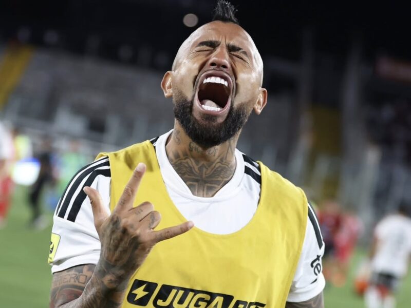 “Nunca le faltaría el respeto”: Arturo Vidal habló sobre su “nuevo rol” como ayudante de Fernando Ortiz