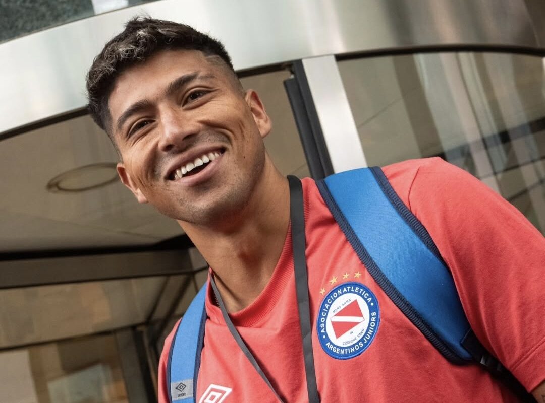 Brayan Cortés fue una de las figuras en el triunfo de Argentinos Juniors ante Barcelona en Ecuador