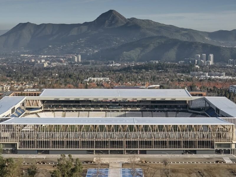 ¡Atención cruzados! El Claro Arena ganó como el Edificio del Año 2026
