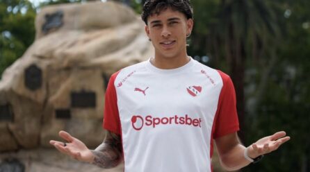 Maximiliano Gutiérrez fue oficializado como nuevo jugador de Independiente de Avellaneda