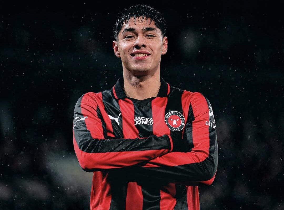 Se volvió viral: DT del Midtjylland llenó de elogios a Darío Osorio tras victoria por la liga danesa