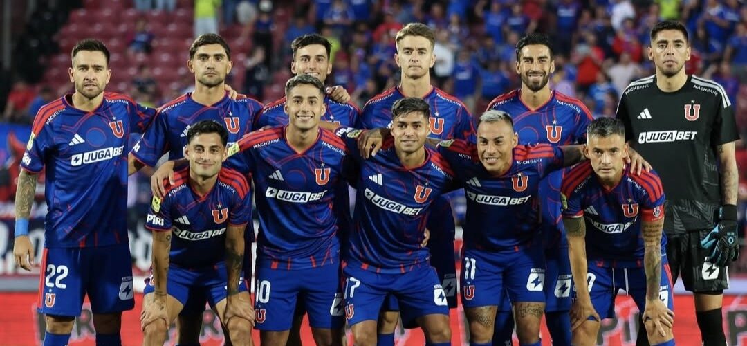 ¿Arriesga sanciones? Informe arbitral consignó lanzamiento de fuegos artificiales en el partido de la U frente a Limache