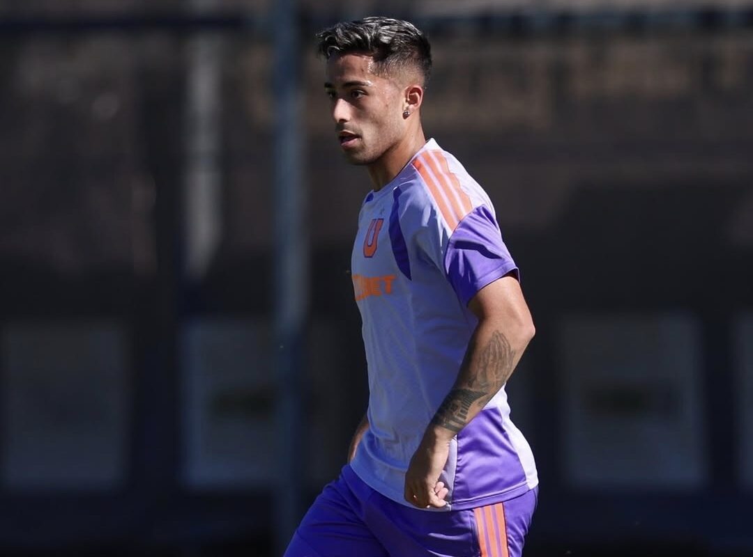 Malas noticias en la U: Lucas Assadi se perdería el Superclásico y el partido de Copa Sudamericana por lesión