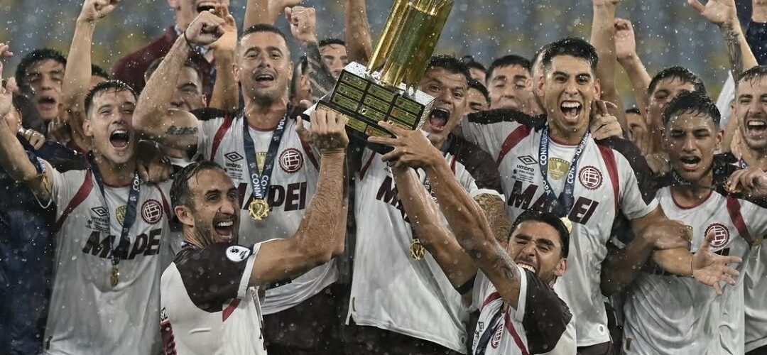 Matías Sepúlveda dio una asistencia en la coronación de Lanus en la Recopa Sudamericana ante el Flamengo de Erick Pulgar