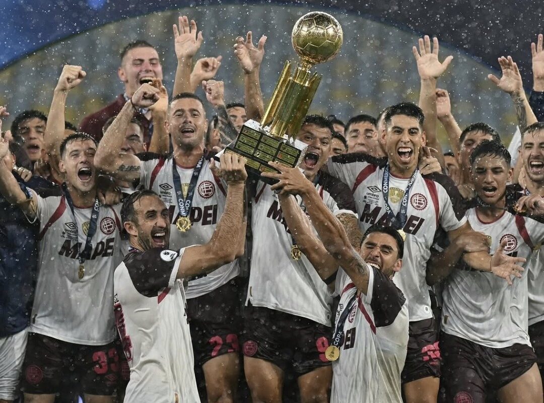 Matías Sepúlveda dio una asistencia en la coronación de Lanus en la Recopa Sudamericana ante el Flamengo de Erick Pulgar