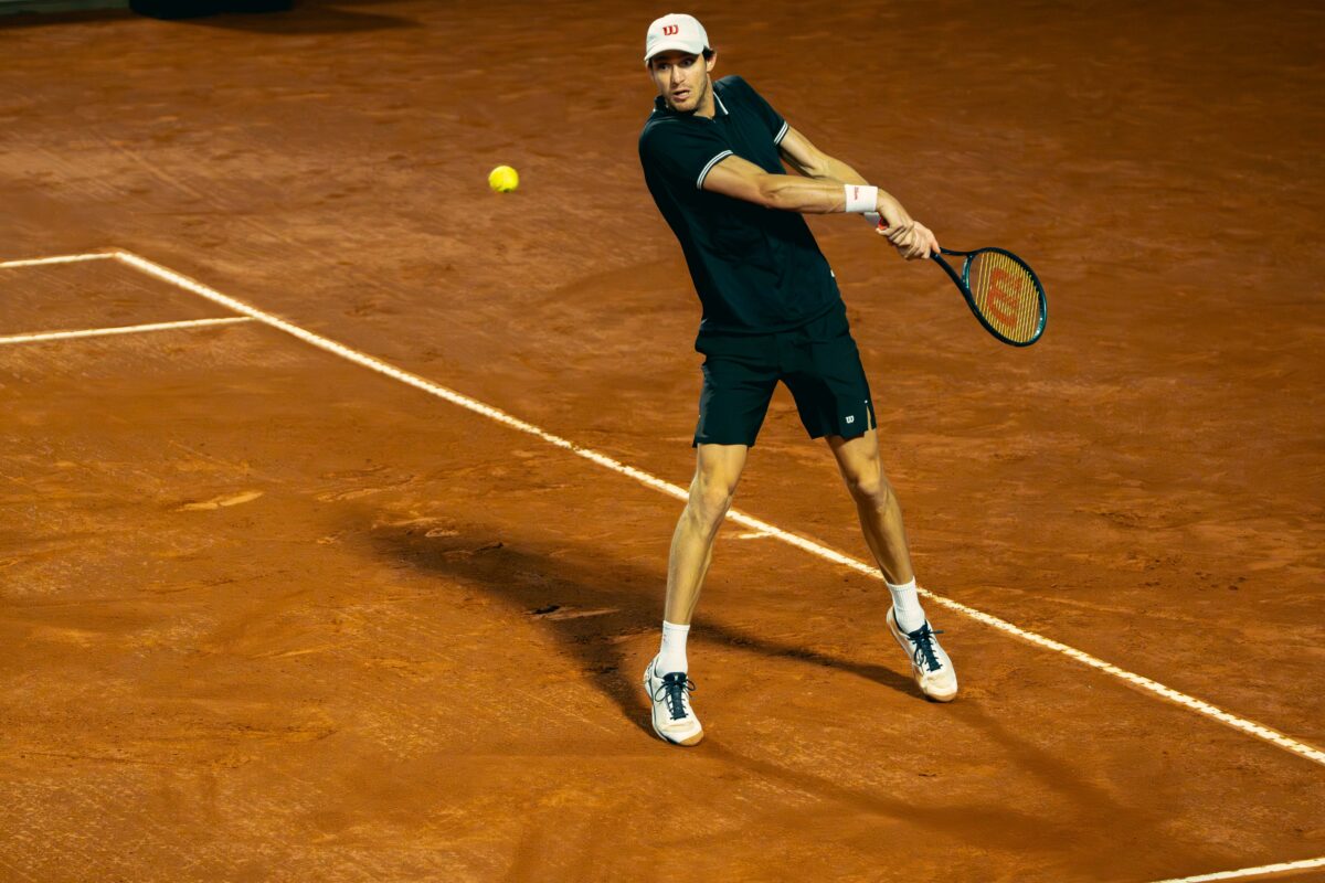Debut y despedida: Nicolás Jarry sufrió temprana eliminación en el Chile Open