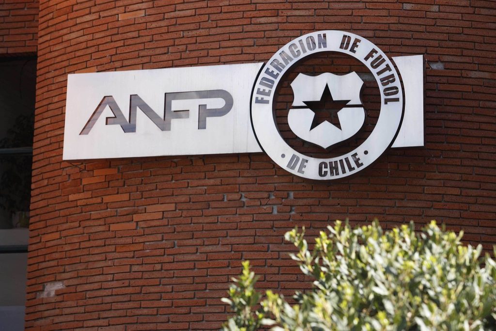 Atención hispanos: ANFP respondió duramente la demanda de Unión Española para volver a Primera División