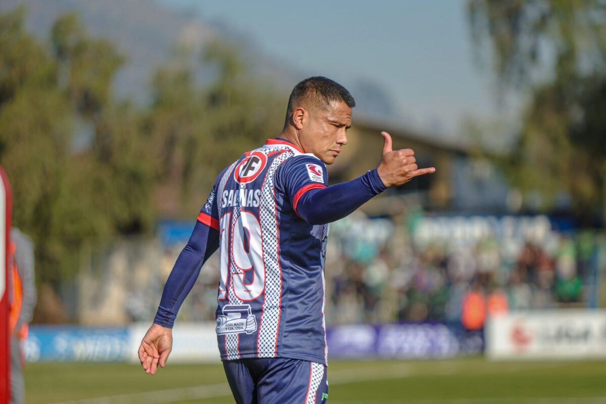 “No tenía la fuerza ni el ánimo de seguir haciéndolo”: Las reflexiones de Óscar Salinas tras anunciar su retiro del fútbol profesional