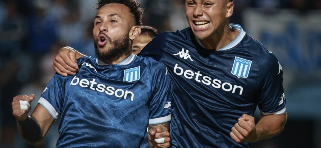 Con asistencia incluida: Damián Pizarro recibió elogios tras su debut con Racing de Avellaneda