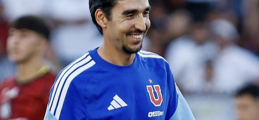 “No pienso en eso”: Francisco Meneghini abordó una posible renuncia tras fracaso con la U en Sudamericana